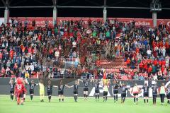 DFB - Pokal - Frauen - Saison 2022/2023 - FC Ingolstadt 04 -  FC Bayern München - Nach dem Spiel - Die Spielerinnen bedanken sich bei den Fans - Foto: Meyer Jürgen