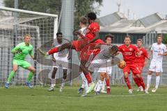 A-Junioren - Bundesliga Süd Fc Ingolstadt 04 - Eintracht Frabkfurt -  Udebuluzor Michael rot FCI - Obert Juri Torwart Frankfurt - Foto: Meyer Jürgen