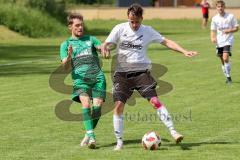 Kreisliga - TSV Baar Ebenhausen - TSV Gaimersheim - Christopher Geyer weiss Ebenhausen - Michael Angermüller grün Gaimersheim - Foto: Jürgen Meyer