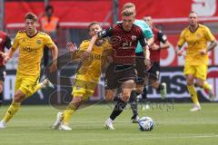 3.Liga - Saison 2023/2024 - FC Ingolstadt 04 -  1. FC Saarbrücken - Benjamin Kanuric (Nr.8 - FCI) - Foto: Meyer Jürgen