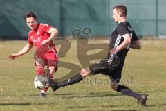 Kreisklasse - Saison 2024/25- Türkisch SV Ingolstadt - TSV Gaimersheim II - Muhammed Özgen rot Türkisch - Carlo Leilich schwarz Gaimersheim - Foto: Meyer Jürgen