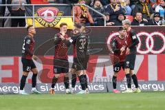 3. Liga; FC Ingolstadt 04 - SG Dynamo Dresden; Tor Jubel Treffer Sebastian Grönning (11, FCI) mit Benjamin Kanuric (8, FCI) Moritz Seiffert (23, FCI) Simon Lorenz (32, FCI) David Kopacz (29, FCI) Marcel Costly (22, FCI) Felix Keidel (43, FCI) Mladen Cvjet