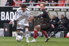 3. Liga; SV Wehen Wiesbaden - FC Ingolstadt 04; Zweikampf Kampf um den Ball Hawkins Jalen (20 FCI) Brumme Lucas (14 SVW)