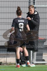 2. Bundesliga Frauen - Saison 2024/25 - FC Ingolstadt 04 Frauen - SC Freiburg II - Cheftrainer Benjamin Stolte (FCI Frauen) - Emma Kusch (Nr.9 - FCI Frauen) - Foto: Meyer Jürgen