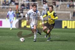 3. Liga; Borussia Dortmund II - FC Ingolstadt 04; Elias Decker (3, FCI) Hettwer Julian (20 BVB2)