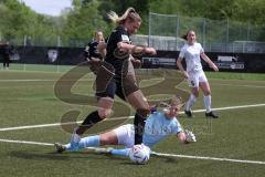 2. Fußball-Liga - Frauen - Saison 2022/2023 - FC Ingolstadt 04 -  SG 99 Andernach - Lisa Ebert (Nr.10 - FCI Frauen) - Van der Laan Torwart Andernach - Foto: Meyer Jürgen