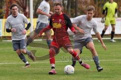 2023_11_5 - SV Kasing - TV Münchsmünster - Kreisliga - Saison 2023/24 - Nikita Müller rot Kasing - Moritz Feigl grau Münchsmünster -  Foto: Meyer Jürgen