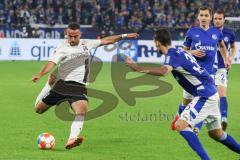 2.BL; FC Schalke 04 - FC Ingolstadt 04; Tor Schuß Fatih Kaya (9, FCI) Kaminski Marcin (35 S04) blockt