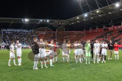 3. Liga; FC Ingolstadt 04 - 
Arminia Bielefeld; Tor Jubel Treffer Sebastian Grönning (11, FCI) zum 1:1 Remis Unentschieden in der letzten Minute der Nachspielzeit. Spieler bedanken sich bei den Fans