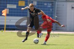 Bayernliga Süd - Saison 2021/2022 - FC Ingolstadt 04 II - SpVgg Hangkofen - David Udogu (#2 FCI) - Florian Sommersberger schwarz Hangkofen - Foto: Meyer Jürgen