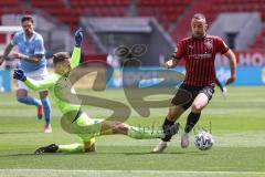 3. Liga - FC Ingolstadt 04 - TSV 1860 München - Torwart Hiller Marco (1, 1860) foult Fatih Kaya (9, FCI) und bekommt rote Karte