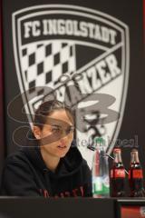 3. Liga; FC Ingolstadt 04 - Hannover 96 II; Interview Pressekonferenz Cheftrainerin Sabrina Wittmann (FCI) 3:3