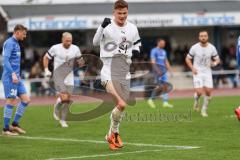 Toto Pokal; Halbfinale; FV Illertissen - FC Ingolstadt 04; Max Dittgen (10, FCI) Rückpass Vorlage für Sebastian Grönning (11, FCI) zum 0:1, Tor Jubel Treffer