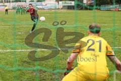 Toto-Pokal; VfB Eichstätt - FC Ingolstadt 04; Elfmeterschiessen, Pascal Testroet (37, FCI) Tor gegen Torwart Florian Rauh (Nr.21 - VfB)