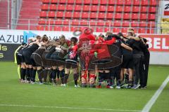 DFB - Pokal - Frauen - Saison 2022/2023 - FC Ingolstadt 04 -  FC Bayern München - Die Mannschaft bildet einen Kreis vor dem Spiel - Foto: Meyer Jürgen