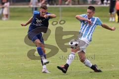 Kreisliga - Saison 2023/2024 - SV Menning  - FC Sandersdorf - Simon Wolfsfellner blau Menning - Christian Winkler weiss Sandersdorf - Foto: Meyer Jürgen