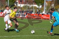 Kreisliga - Saison 2022/2023 - TSV Gaimersheim - FC Hitzhofen/Oberzell - Patrick Schwarz gelb Hitzhofen - Stefan Seitz Torwart Hitzhofen - Jan Witek weiss Gaimersheim - Foto: Meyer Jürgen