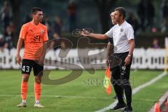 Toto-Pokal; SV Hutthurm - FC Ingolstadt 04; Cheftrainer Michael Köllner (FCI) redet mit Felix Keidel (43, FCI)