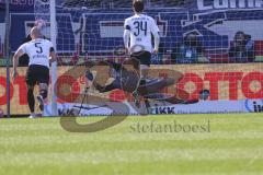 2.BL; Holstein Kiel - FC Ingolstadt 04 - Tor für Kiel, Elfmeter Torwart Robert Jendrusch (1, FCI) Mühling Alexander (8 Kiel) Merlin Röhl (34, FCI) Nico Antonitsch (5, FCI)