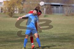 Kreisliga - Saison 2022/2023 - TSV Baar/Ebenhausen - SV Hundszell - Mario Siegle blau Hundszell - Alexander Seidl rot Ebenhausen - Foto: Meyer Jürgen