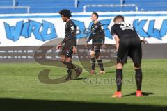 3. Liga - 1. FC Magdeburg - FC Ingolstadt 04 - Spiel ist aus, Niederlage 0:2, hängende Köpfe, Francisco Da Silva Caiuby (13, FCI) Marcel Gaus (19, FCI) Stefan Kutschke (30, FCI)