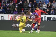 3. Liga; VfL Osnabrück - FC Ingolstadt 04; Torchance verpasst Fredrik Carlsen (8, FCI) Torwart Jonsson Lukas (21 VFL) und Kehl Lars (18 VFL)