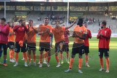 3.Liga - Saison 2023/2024 - SC Freiburg II - FC Ingolstadt 04 - die Spieler bedanken sich bei den Fans - jubel - Foto: Meyer Jürgen