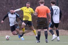 Freundschaftsspiel - Saison 2025/26 - TSV Ober./Unterhaunstadt -  TSV Neustadt  - Muris Avdic gelb Neustadt - Dogan Tiryaki grau Oberh.stadt - Foto: Meyer Jürgen