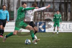Bezirksliga - Saison 2025/26 - FC Gerolfing - SpVgg Altenerding - Max Seitle (Nr.6 - FC Gerolfing) - Jannik Obermeier weiss Altenerding - Foto: Meyer Jürgen