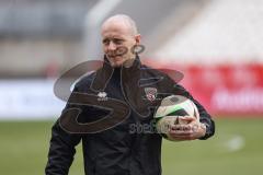3. Liga; Rot-Weiss Essen - FC Ingolstadt 04; vor dem Spiel Athletik-Trainer Luca Schuster (FCI)