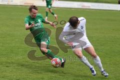 Landesliga - Saison 2024/25 - SV Manching - FC Kempten - Johannes Dexl (Nr.13 - SV Manching) - Alkan Ahmet weiss Kempten  - Foto: Meyer Jürgen