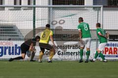Kreisliga - Saison 2023/2024 - FC Gerolfing - FC Hitzhofen/Oberzell - Der 0:1 Führungstreffer durch Faruk Rencber gelb #6 Hitzhofen - Lukas Achhammer #8 grün Gerolfing - Michael Oblinger Torwart Gerolfing - jubel - Matthias Hamm #17 grün rechts Gerolfing 