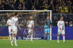 DFB Pokal; Borussia Dortmund - FC Ingolstadt 04; Tor Jubel Treffer 1:0 Torwart Fabijan Buntic (24, FCI) schimpft, enttäuscht Nils Roeseler (13, FCI) Merlin Röhl (34, FCI) Nico Antonitsch (5, FCI) Denis Linsmayer (23, FCI)