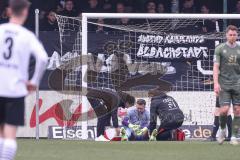 3. Liga; SC Verl - FC Ingolstadt 04; verletzt Torwart Boevink Pelle (26 FCI)