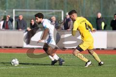 2023_10_22 - Kreisklasse - Saison 2023/24 - TSV Ingolstadt Nord - FC Gelbelsee - Abderahim Zerbane weiss Ing Nord - Arben Avdijaj gelb Gelbelsee - Foto: Meyer Jürgen