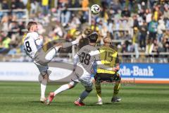 3. Liga; Borussia Dortmund II - FC Ingolstadt 04; Benjamin Kanuric (8, FCI) Deniz Zeitler (38, FCI) Hüning Ben Vincent (15 BVB2) Zweikampf Kampf um den Ball