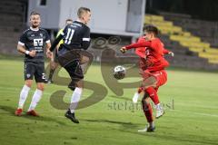 Bayernliga Süd - Saison 2022/2023 - FC Ingolstadt 04 -  VFB Hallbergmoos - Tobias Krause schwarz Hallbergmoos - Simon Kampmann rot FCI - Foto: Meyer Jürgen