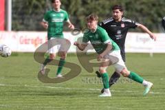 Kreisliga - Saison 2023/24 - Türkisch SV Ing - FC Gerolfing -  - Baha Asici schwarz Türkisch - Timo Kraus grün Gerolfing - Foto: Meyer Jürgen