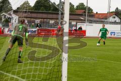 Toto-Pokal Donau/Isar 21/22 - TSV Gaimersheim - FC Gerolfing - Der 0:2 Führungstreffer für Gerolfing - Lukas Achhammer grün Gerolfing - Benedikt Leixner Torwart Gaimersheim - Foto: Meyer Jürgen