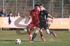 Kreisklasse - Saison 2024/25- Türkisch SV Ingolstadt - TSV Gaimersheim II - Arlind Avdijaj rot Türkisch - Philipp Dosch schwarz Gaimersheim - Foto: Meyer Jürgen