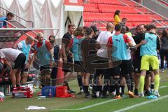 3. Fußball-Liga - Saison 2022/2023 - FC Ingolstadt 04 - SpVgg Bayreuth - Das Spiel ist aus - Jubel - Cheftrainer Rüdiger Rehm (FCI) -  - Foto: Meyer Jürgen