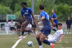 Freundschaftsspiel - Saison 2024/25 - FC Ingolstadt 04 II - TSV Rain/Lech  - Sodji Marc blau Rain/Lech - Valentin Hoti (Nr.6 - FCI U21) - Foto: Meyer Jürgen