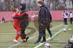 2. Frauen-Bundesliga - Saison 2021/2022 - FC Ingolstadt 04 - FC Bayern München II - Der 2:2 Ausgleichstreffer durch Maier Ramona (#18 FCI) - jubel - Foto: Meyer Jürgen