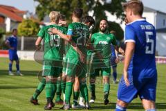 Bezirksliga Oberbayern Nord - SV Manching - SV Nord Lerchenau - Rainer Meisinger (#19 Manching) trifft zum 1:1 Ausgleichstreffer - jubel - Josef Huber (#21 Manching) - Foto: Jürgen Meyer