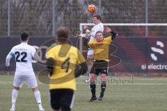 AUDI - Schanzer Amateur Cup - Halbfinale 2 - Saison 2024/25 - TSV Lichtenau - SV Hundszell - Peer Wittmer gelb Lichtenau - David Weixler weiss Hundszell - Foto: Meyer Jürgen