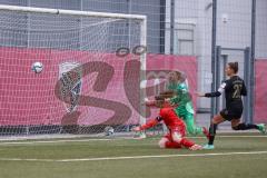 2. Frauen-Bundesliga - Saison 2021/2022 - FC Ingolstadt 04 - FC Bayern München II - Der 2:2 Ausgleichstreffer durch Maier Ramona (#18 FCI) - Valerie Guha Torwart München - Kappes Jana schwarz München - jubel - Foto: Meyer Jürgen