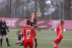 2. Fußball-Liga - Frauen - Saison 2022/2023 - FC Ingolstadt 04 - SC Freiburg II - Lea Wolski (Nr.6 - FCI Frauen) beim Kopfball - Fischer Leni schwarz Freiburg - Foto: Meyer Jürgen