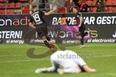 3. Liga; FC Ingolstadt 04 - SV Waldhof Mannheim; Tor Jubel Treffer Ausgleich in letzter Minute der Nachspielzeit Sebastian Grönning (11, FCI), Mladen Cvjetinovic (19, FCI) läuft hinter her, Seegert Marcel (5 SVWM) am Boden