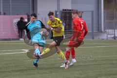 Bayernliga Süd - Saison 2022/2023 - FC Ingolstadt 04 - SV Kirchanschöring - Torwart Markus  Ponath (Nr.40 - FCI) - Benedikt  Schwarzensteiner (Nr.5 - FCI II) - Jauck Simon gelb Kirchanschöring - Foto: Meyer Jürgen