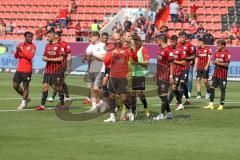 3.Liga - Saison 2022/2023 - FC Ingolstadt 04 -  SV Wehen Wiesbaden - Die Spieler bedanken sich bei den Fans - Foto: Meyer Jürgen